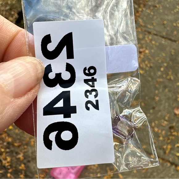 2.6 Cts Natural Bolivian Ametrine - Picture 4 of 17